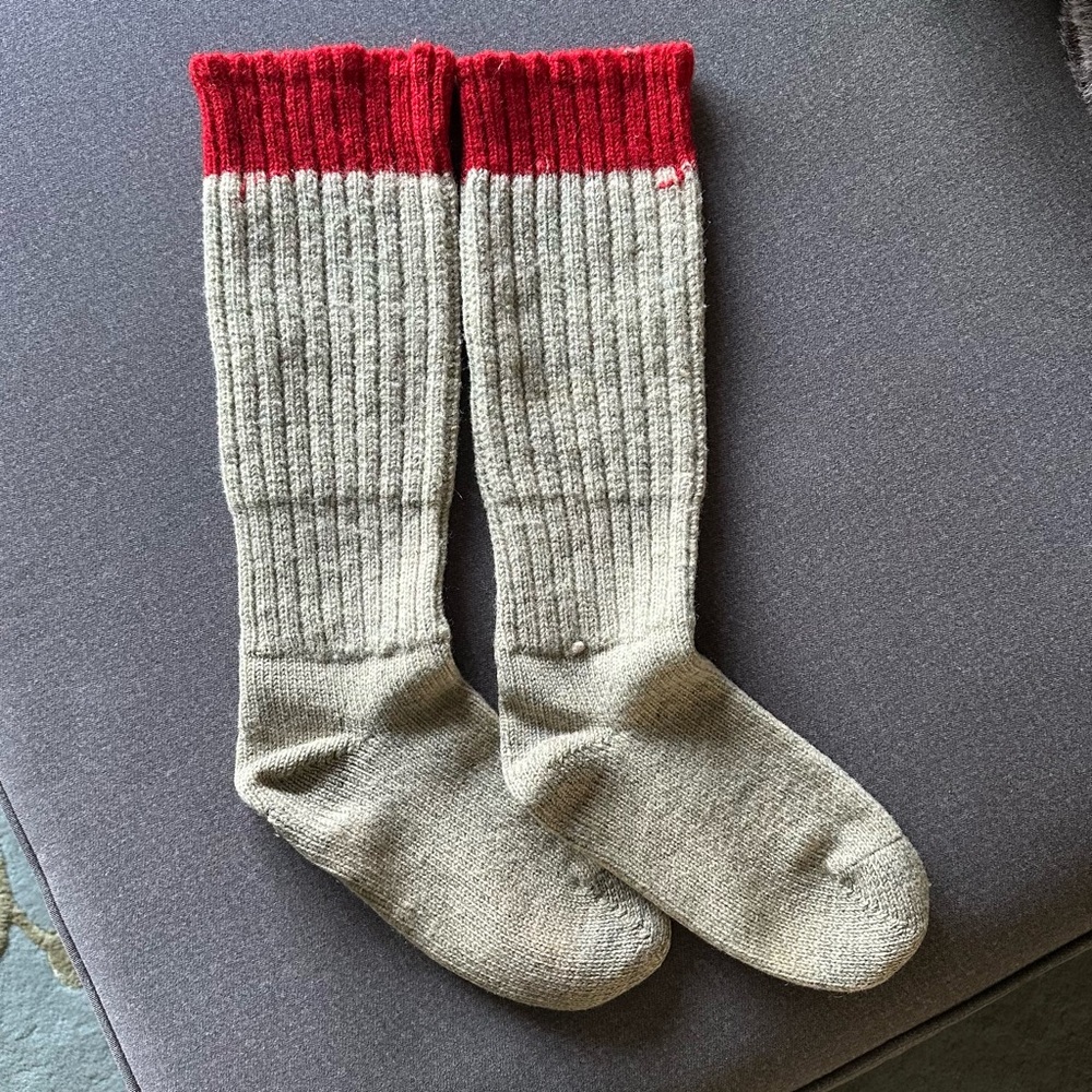 Hand Knit 100% Wool Socks Unisex  7.5-8 EXCELLENT, DURABLE, WARM